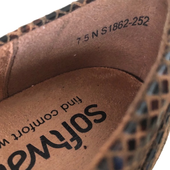 Softwalk Snakeskin Ballet Flats - Picture 8 of 10